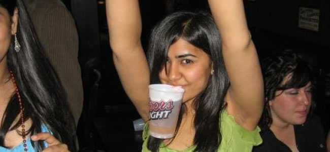В штате Андхра-Прадеш введен комендантский час для пьющих женщин