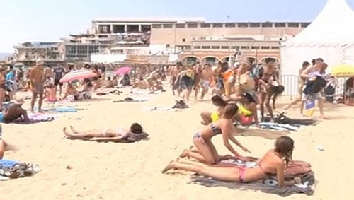 Паника и газовая атака в Марселе на пляже
