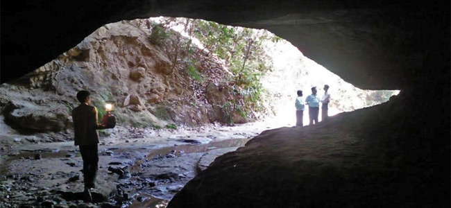 Священная пещера в Индии, обвалившись, убила восьмерых