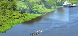 Трое туристов из Бразилии погибло и 11 пропало без вести в катастрофе катера на реке Парагвай