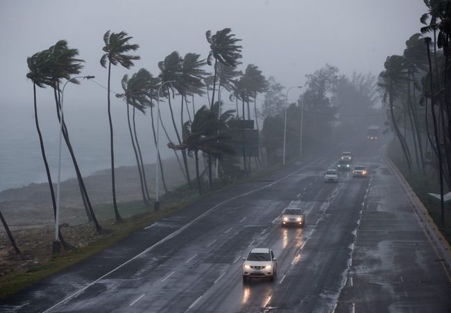 Ураган «Эрика» разрушил Доминику