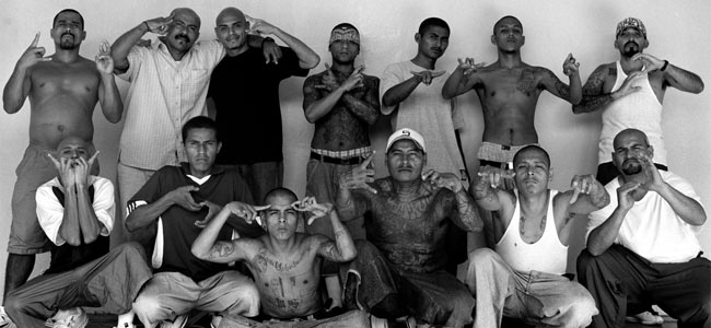Сальвадорские уличные банды официально договорились не устраивать разборки на курорте