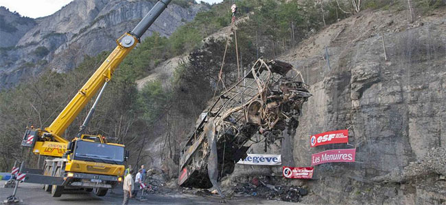 Катастрофа автобуса в Альпах: погибший водитель — герой, тормоза — убийцы