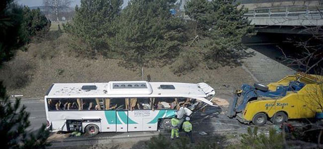 Автобус с французскими детьми разбился в Чехии. Одна школьница погибла, 41 ранены