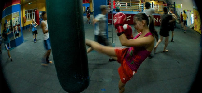 female-kickboxer