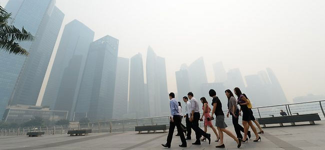 Из-за удивительного смога в Сингапуре закрыты туристические аттракционы
