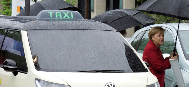 В Берлине судят таксиста, который «драл» по 400 евро с иностранцев за путь в город из аэропорта