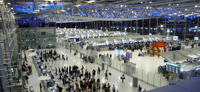 Аэропорт Бангкока продолжает привлекать самоубийц. Пора принимать меры