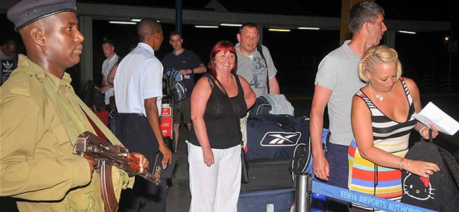 Сотни британских туристов эвакуируются из Кении