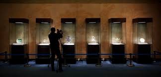 В китайском музее обнаружены фальшивые экспонаты