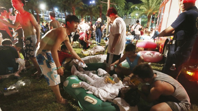 В результате взрыва на Тайване пострадало 200 человек