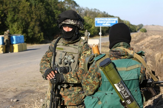 Украинский пограничник расстрелял русских туристов на КПП