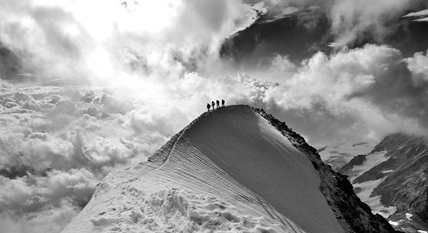 Четверо альпинистов погибли в горах Грузии